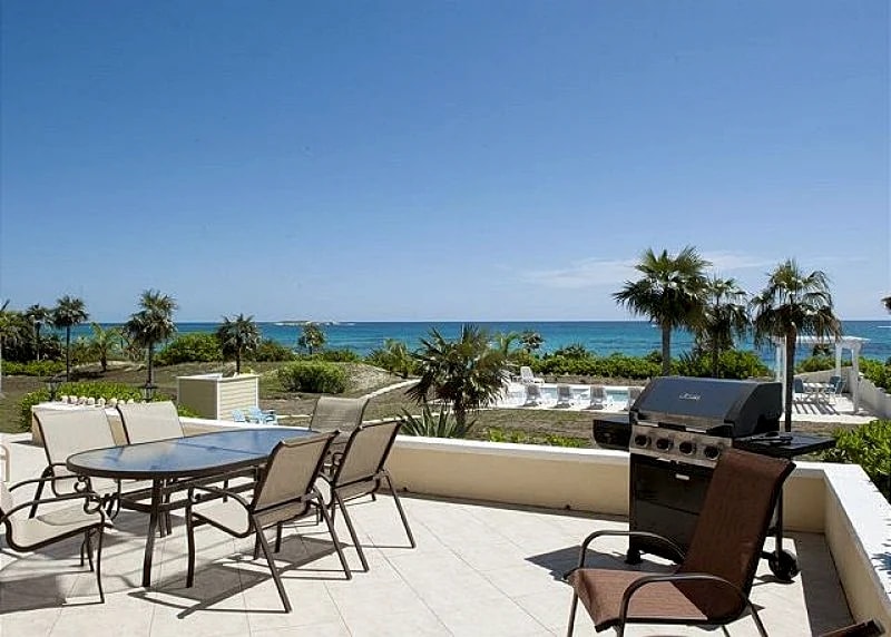 Private 5-bedroom Beachfront Estate w/Heated Pool on Pink Sand Beach in Eleuthera, Bahamas — photo 4