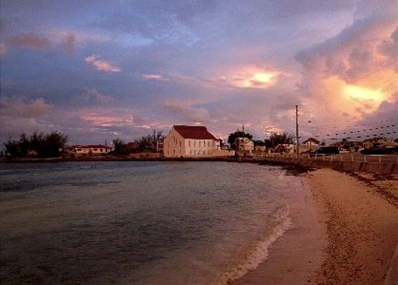 New Luxury Beachfront Villa with Private Pool, Resort Privileges in Eleuthera, Bahamas — photo 3