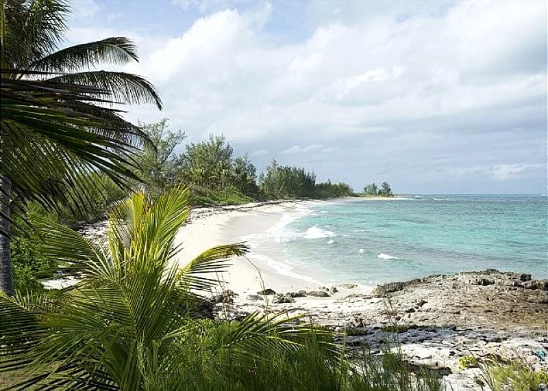 Newly Remodeled Med Point, Best Romantic Beach House, French Leave Beach in Eleuthera, Bahamas — photo 4