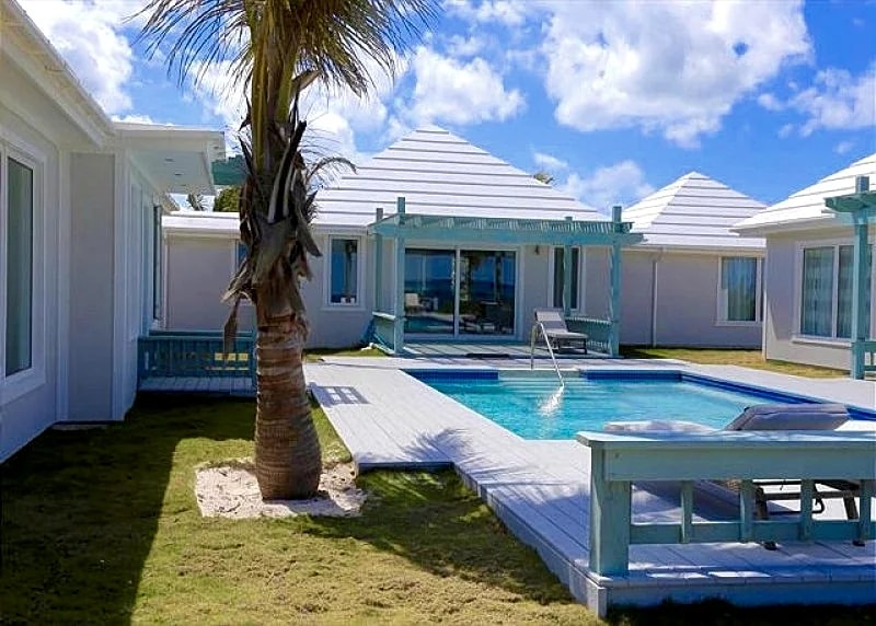 Brand New Luxury Beachfront Estate with Heated Pool on Banks Road in Eleuthera, Bahamas — photo 2
