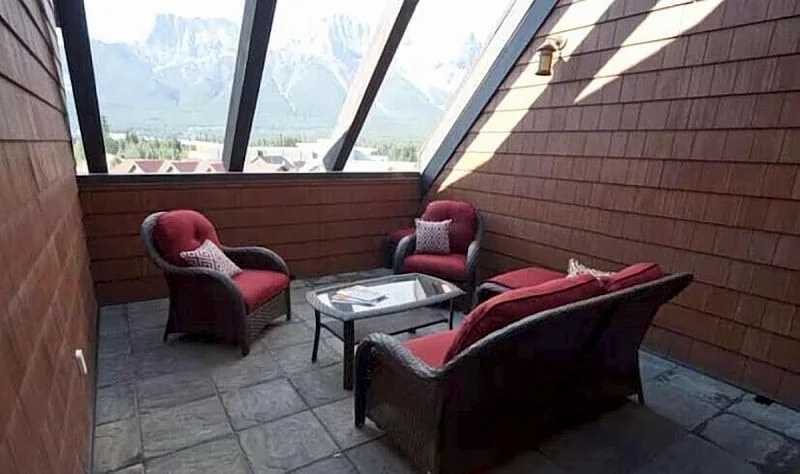 403 Amazing Penthouse-Private Hot Tub #1 of 5 - 403 in Canmore, Alberta, Canada — photo 2