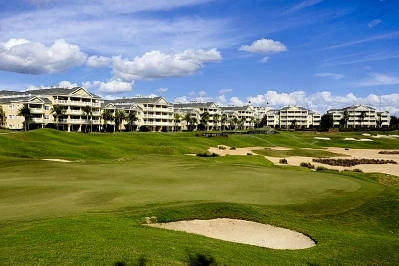 Stunning Golf Course Views! Luxury Condo Just Minutes To Disney! in Kissimmee, Florida, United States — photo 4