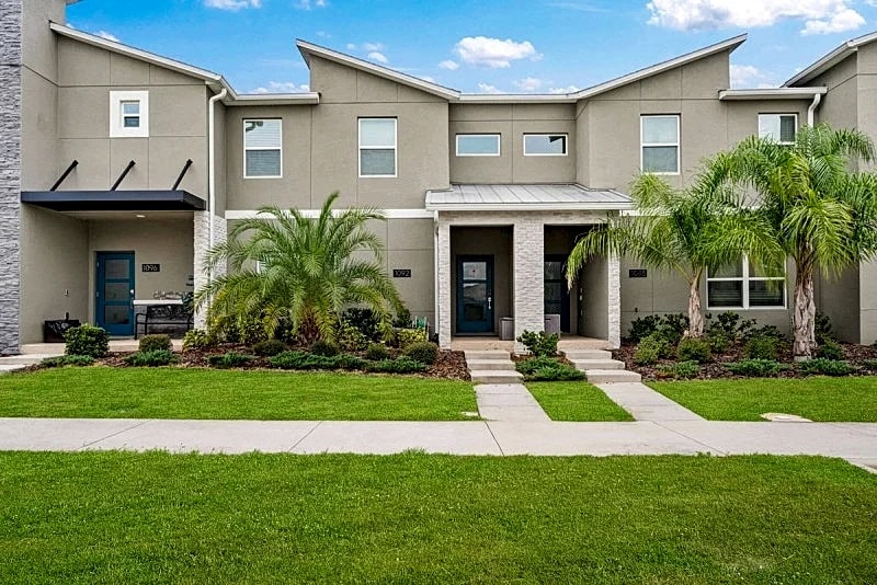 The Retreat's Jewel | 4 bed, 3 bath | Private Pool |Townhome in Davenport, Florida, United States — photo 3