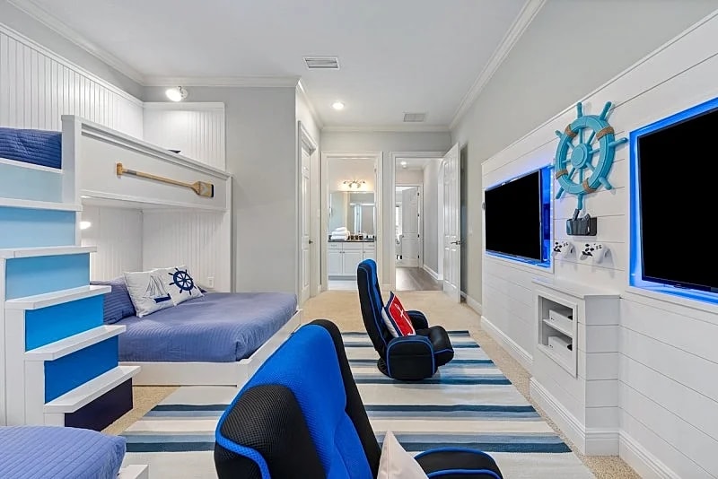 Legends Manor | Games Room | Theater Room | Themed Bedrooms | Reunion Membership in Kissimmee, Florida, United States — photo 5