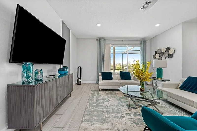 Eagle Trace Haven | Screened-in Lanai | Reunion Resort Membership in Kissimmee, Florida, United States — photo 5