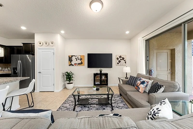 Solterra Radiance | 5 bed, 5 bath Townhome | Solterra Resort in Davenport, Florida, United States — photo 3