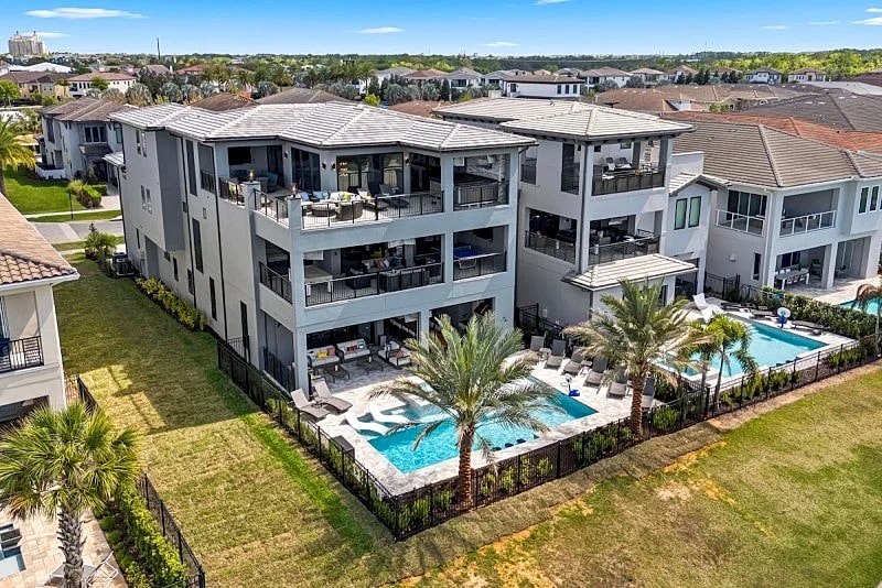 Bear's Den Paradise | Games Floor | Amazing Themed Bedrooms | Golf Course Views in Kissimmee, Florida, United States — photo 2