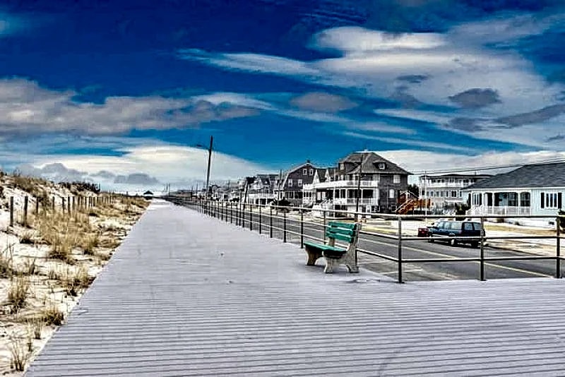 Classic Ocean Front home located at the south end of Seaside Park in Seaside Park, New Jersey, United States — photo 4