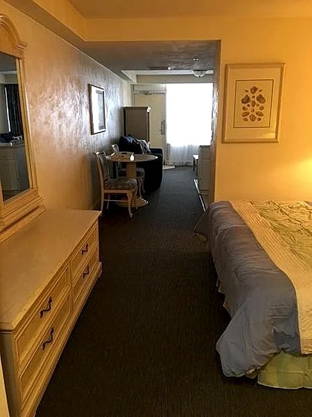 Oceanfront Suite, Ground Level and a Breathtaking Ocean View. in Daytona Beach, Florida, United States — photo 3