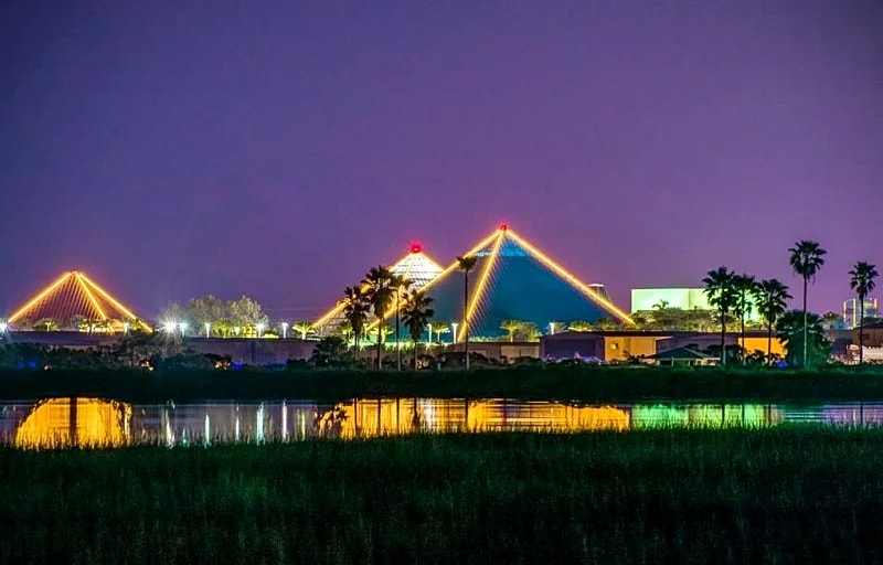 5? Waterfront paradise! Bikes/kayaks! Underwater fishing light. Kid/pet safe! in Galveston, Texas, United States — photo 4