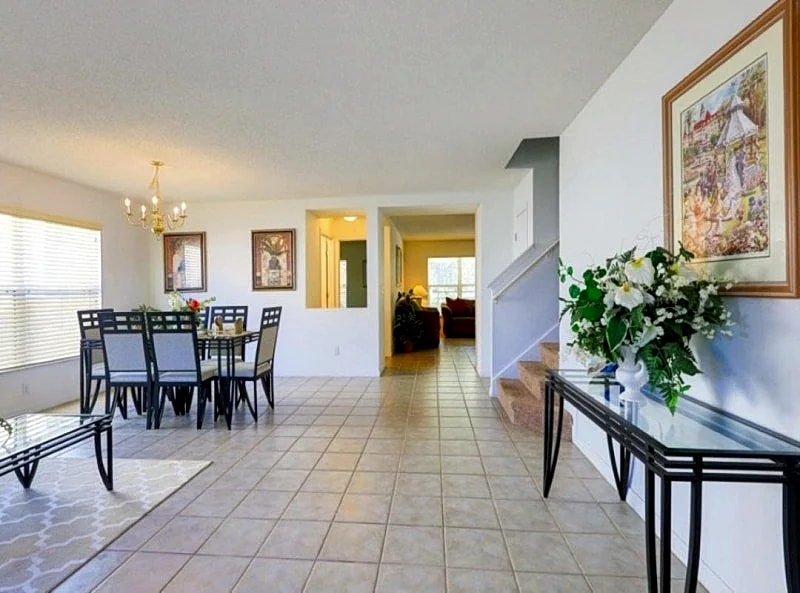 Large 6 Bed Home Sunrise Lakes in Orlando, Florida, United States — photo 5
