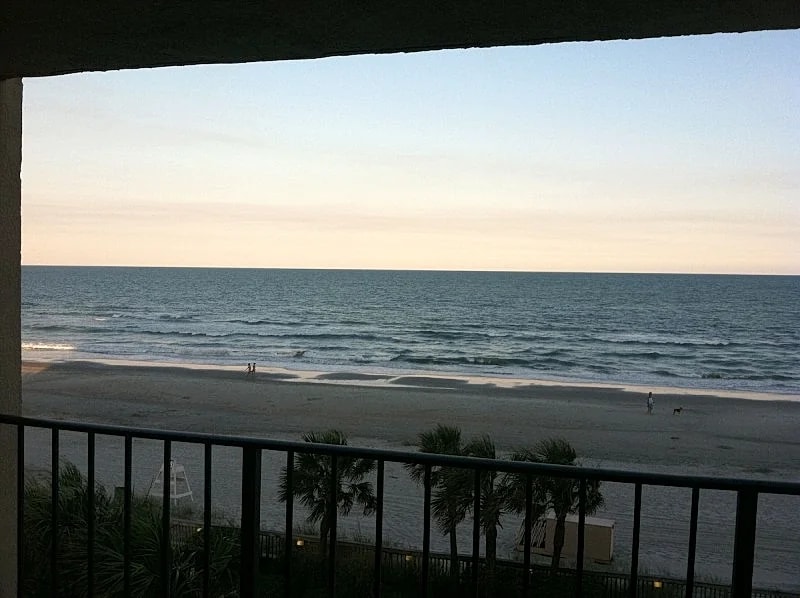 Check This One Out! Best Location-Quiet And Nice Wide Beach in Myrtle Beach, South Carolina, United States — photo 3
