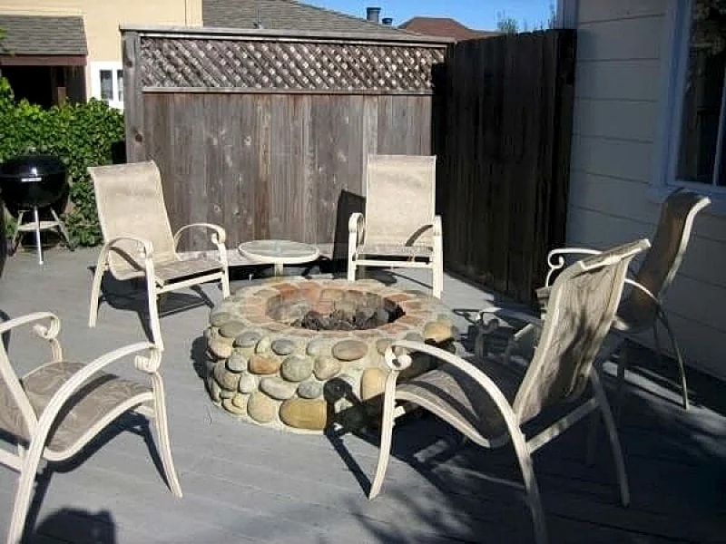 Large Historic Beautiful Victorian , Yard with Hot Tub and Fire Pit. in Pacific Grove, California, United States — photo 3