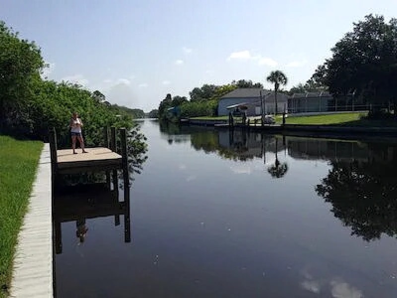 Brand-new (2014) luxury villa with a waterfront, a boat deck and a heated pool in Port Charlotte, Florida, United States — photo 4