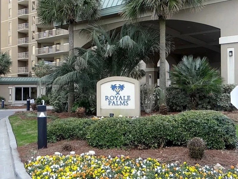 Gorgeous Spacious Condo,Close Proximity To Lots Of Attractions, Family Friendly