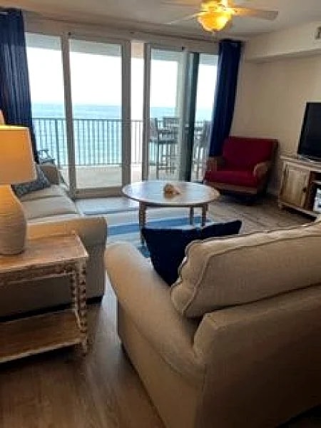 Beach Front Paradise 2 Bedroom 2 Bath condo in Orange Beach, Alabama, United States — photo 3