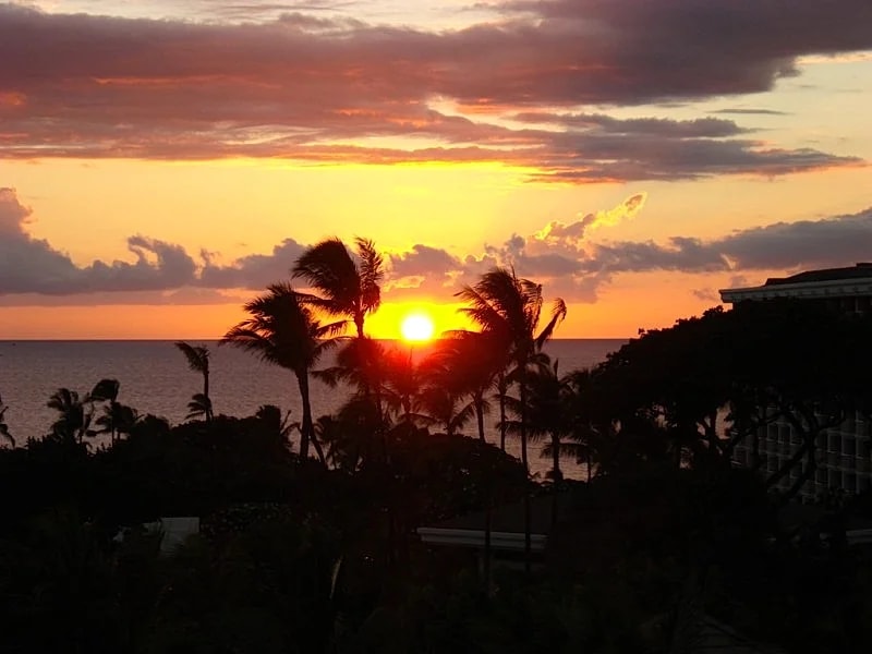 Ocean View, Close to Beach&Pool Sleeps 10 in Kihei, Hawaii, United States — photo 3