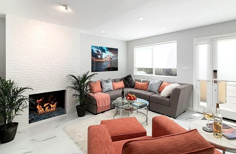 Brand New 3/convertible 4 bedroom luxury home on the Balboa Peninsula - Sleeps 8