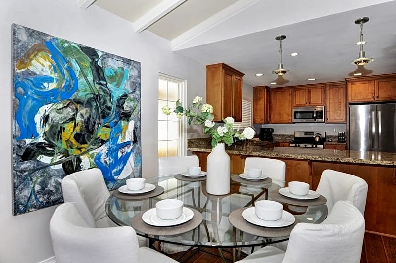NEW LISTING- Balboa Peninsula 3B/R 2ba OceanView Close to Beach and Bay with A/C in Newport Beach, California, United States — photo 4