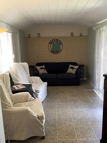 Alice's Beach Bungalows 1 Bdrm 500' To The Beach in Treasure Island, Florida, United States — photo 3