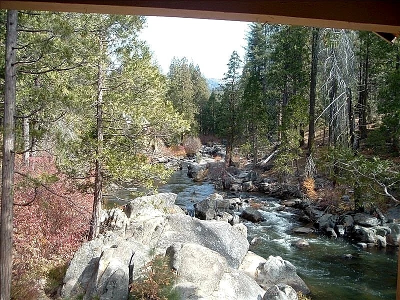 Strawberry, Pinecrest, Dodge Ridge Riverfront Estate! Wow! in Pinecrest, California, United States — photo 2