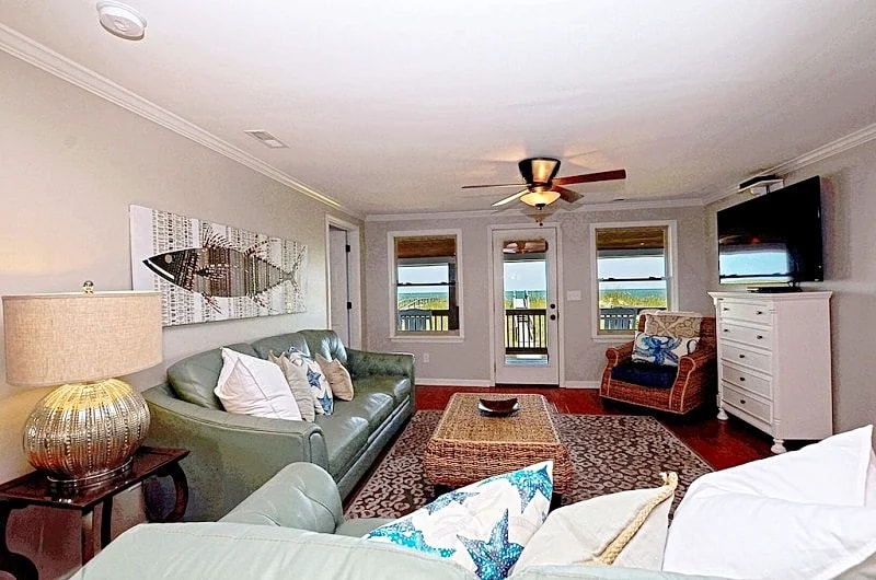 OCEAN FRONT- Luxury Furnishings- Unbelievable Views Ocean Views from every room in Carolina Beach, North Carolina, United States — photo 4