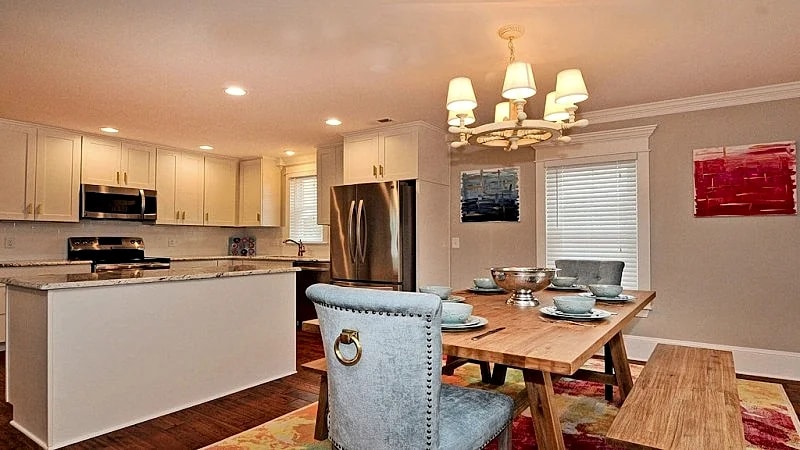BRAND NEW: Ocean and City Light View Home + Steps to Restaurants in Carolina Beach, North Carolina, United States — photo 5