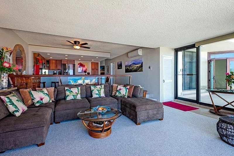 Spectacular Oceanfront Condo at Hideaways Beach, Bali Hai Views, AC all rooms in Princeville, Hawaii, United States — photo 5