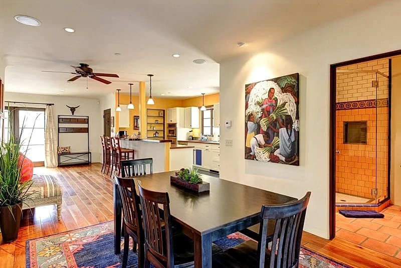 West Beach Villa 5 - Spanish style in heart of everything, beach, harbor, Funk Zone
