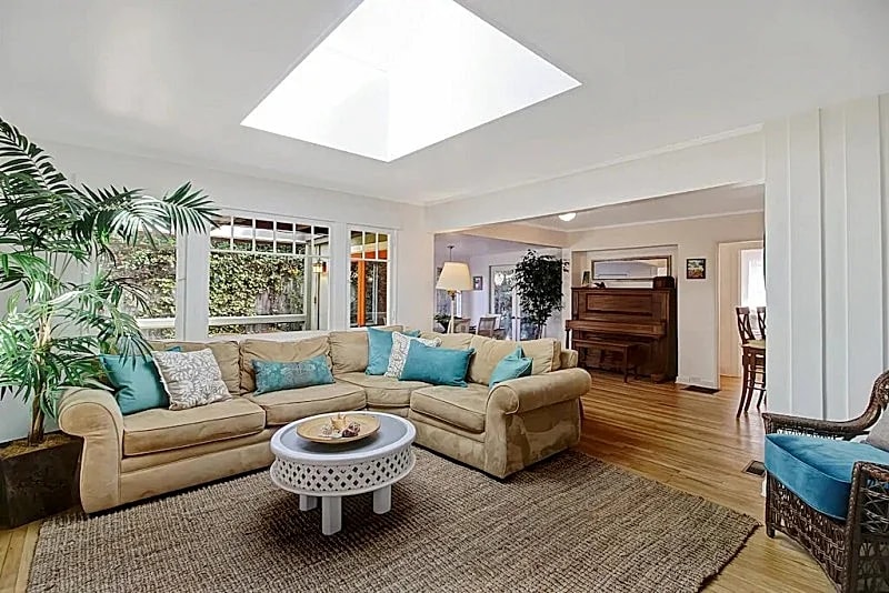 Hammonds Beach Haven w/ Yard, Deck & Sunroom-Walk to the beach, 1 block to Rosewood Miramar!