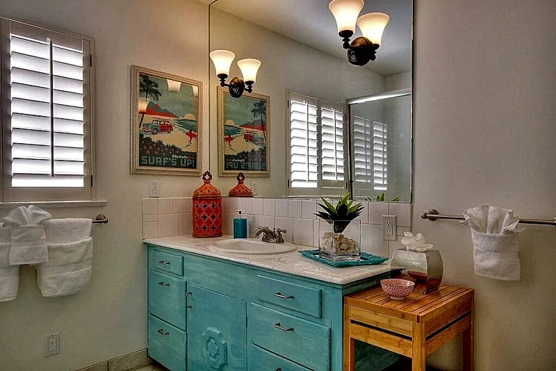 West Beach Villa 1 - Stay in the heart of West Beach, Funk Zone & State St! in Santa Barbara, California, United States — photo 4