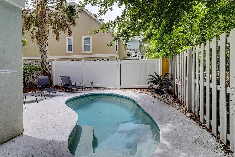 35 Bradley Beach in Hilton Head Island, South Carolina, United States — photo 3