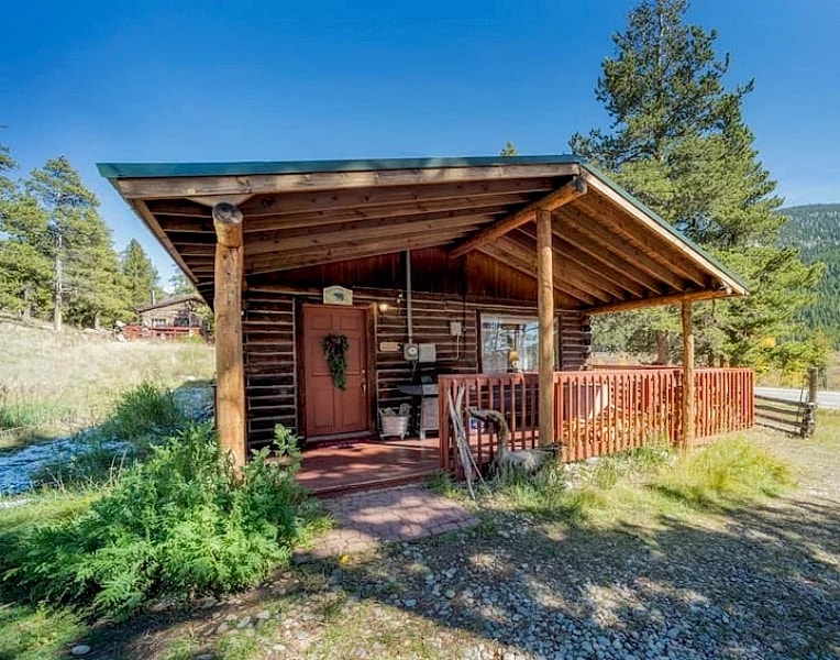 Tashi's cozy, romantic cabin in Leadville Colorado in Leadville, Colorado, United States — photo 1