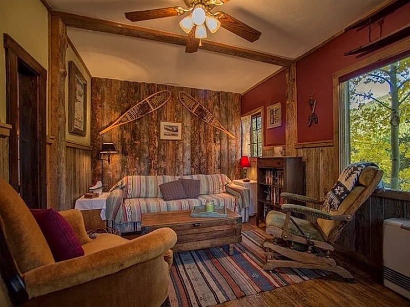 Luna's cozy, romantic cabin in Leadville, Colorado in Leadville, Colorado, United States — photo 4