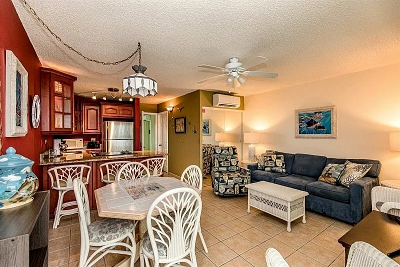 Comfy Condo 1bed/1bath nightly condo with pool in Marathon, Florida, United States — photo 4