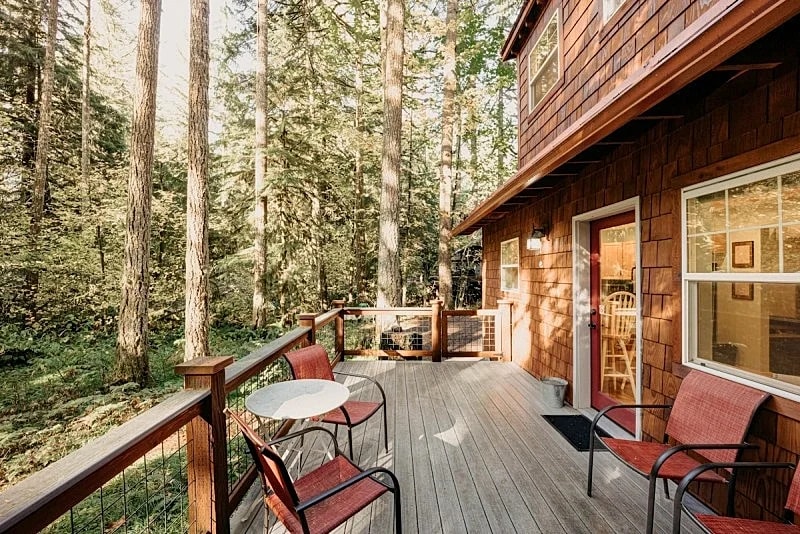Glacier Springs Cabin #12 - Wi-Fi - A/C - EVC in Glacier, Washington, United States — photo 3