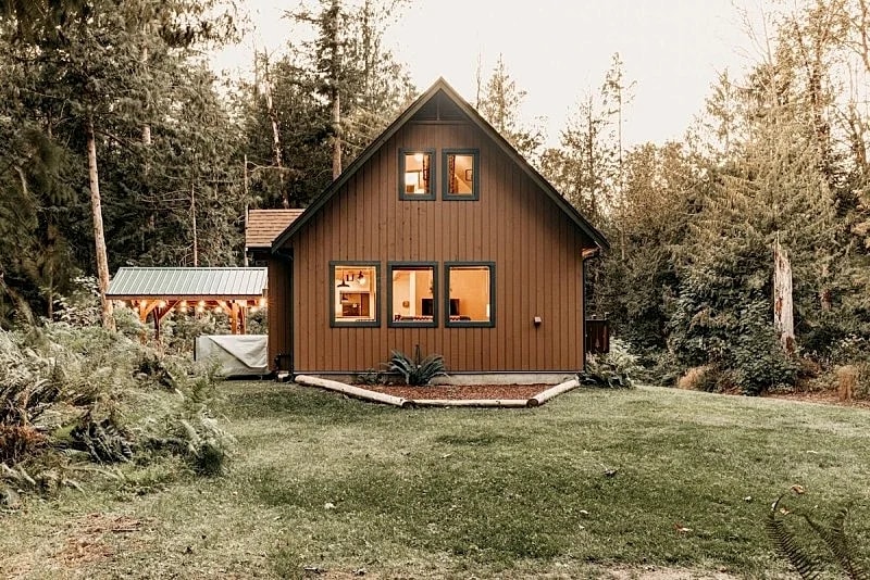 67MF- Hot Tub - Pets Ok - BBQ - Sleeps 5 in Maple Falls, Washington, United States — photo 4