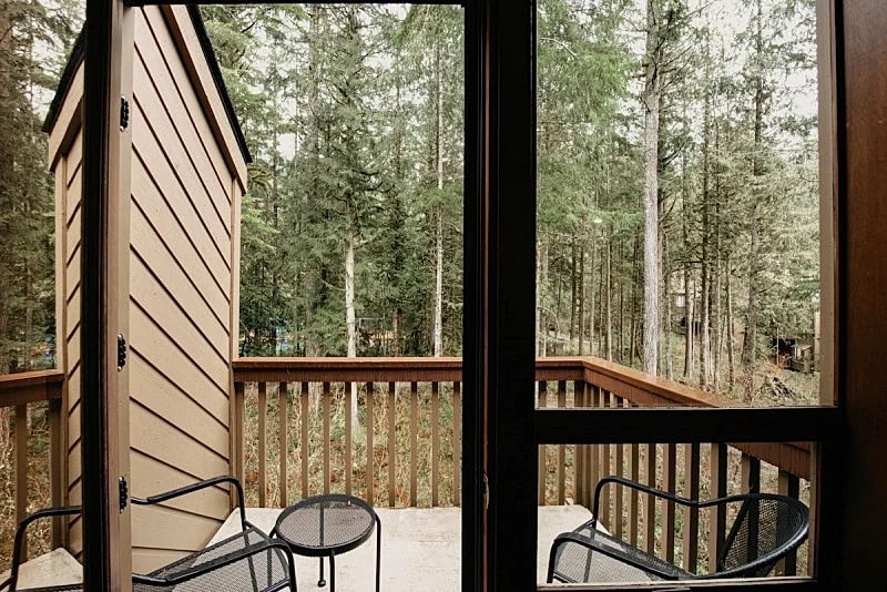 Snowater Condo #57 - Fireplace - WiFi - Sleeps 6 in Glacier, Washington, United States — photo 2