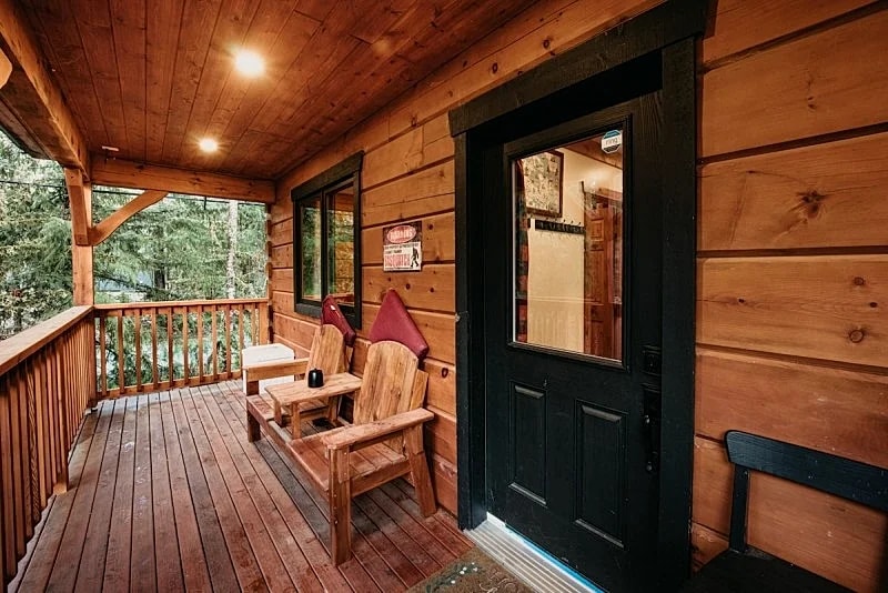 Mt. Baker Rim Cabin #42 - The Hunter's Moon Hideaway in Deming, Washington, United States — photo 3