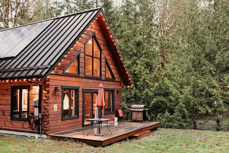 Mt. Baker Rim Cabin #42 - The Hunter's Moon Hideaway in Deming, Washington, United States — photo 2