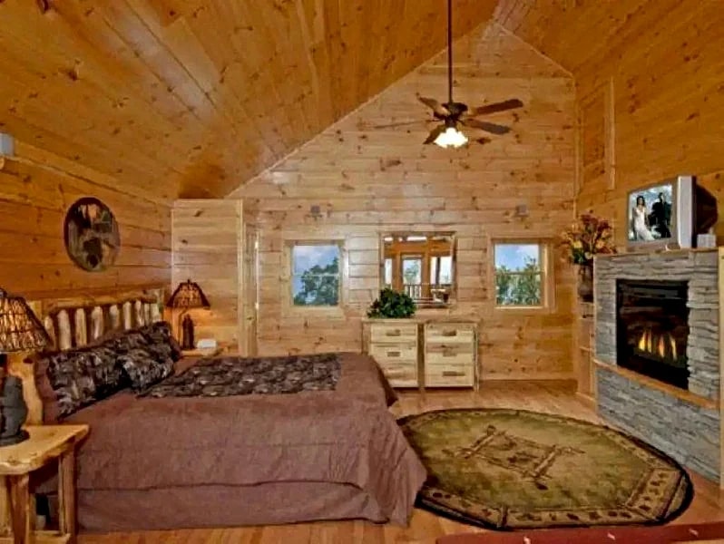 Mountain Dreams (2 BR)