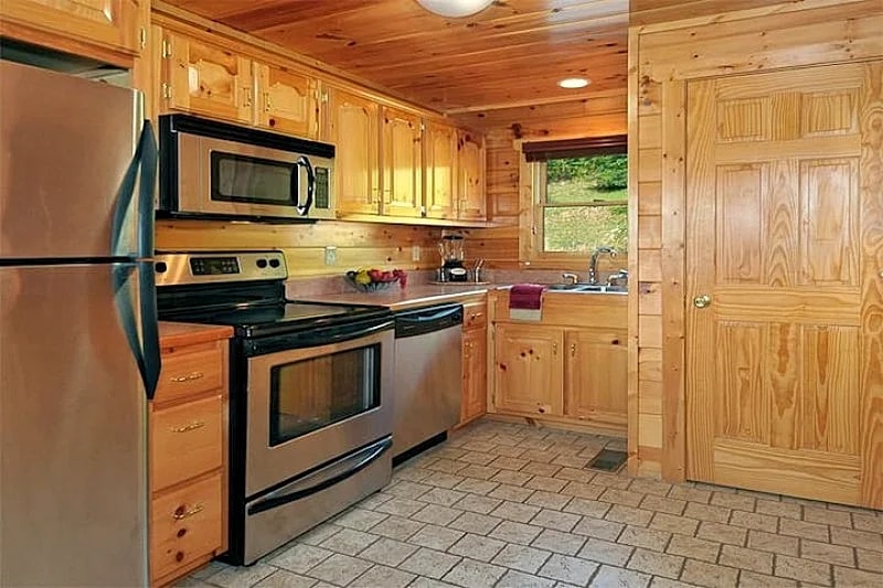 Smoky Mountain Dream (2 BR) in Sevierville, Tennessee, United States — photo 4