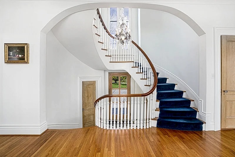 Luxury Seaside Villa with water views, large deck, walking distance to beach/restaurants in Stonington, Connecticut, United States — photo 5