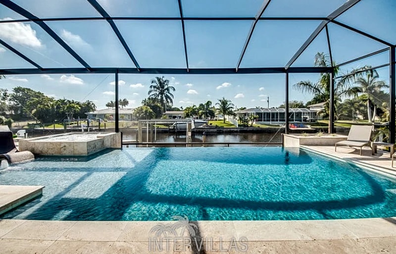 Cape Coral Vacation Homes | Villa Montclaire in Cape Coral, Florida, United States — photo 2