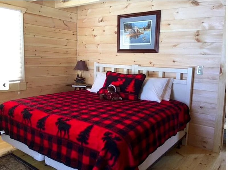 The Canoe Camp | A relaxing treat in the North Woods in Jackman, Maine, United States — photo 5