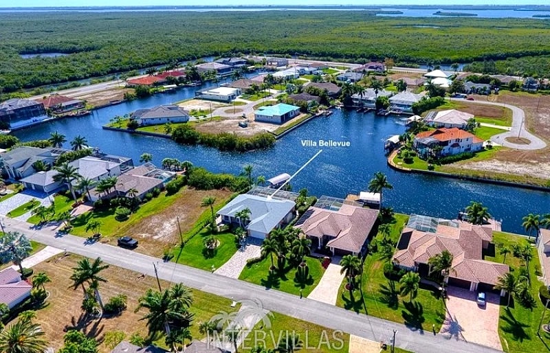 Cape Coral Vacation Homes | Villa Bellevue in Cape Coral, Florida, United States — photo 3