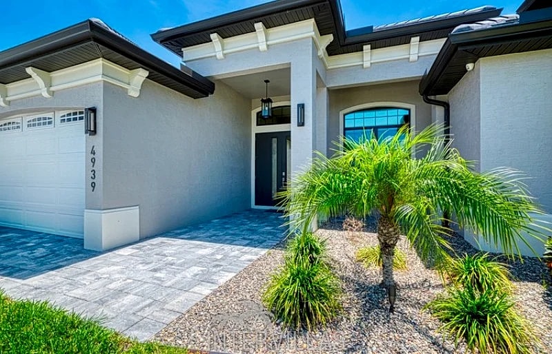 Cape Coral Vacation Homes | Villa The Magnificence1 in Cape Coral, Florida, United States — photo 5