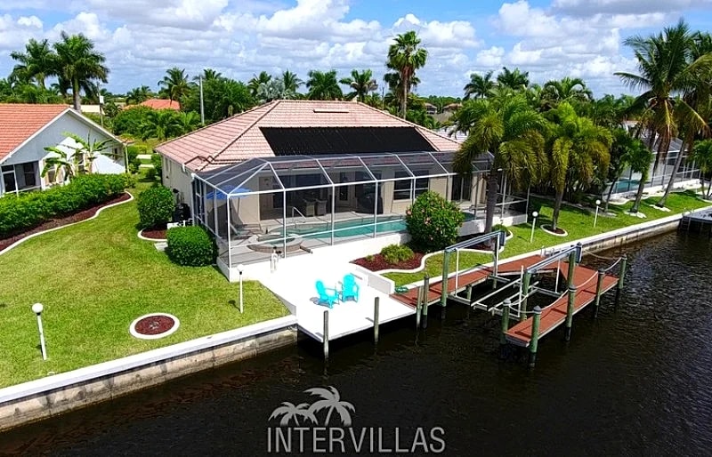 Cape Coral Vacation Homes | Villa Esmeralda in Cape Coral, Florida, United States — photo 5