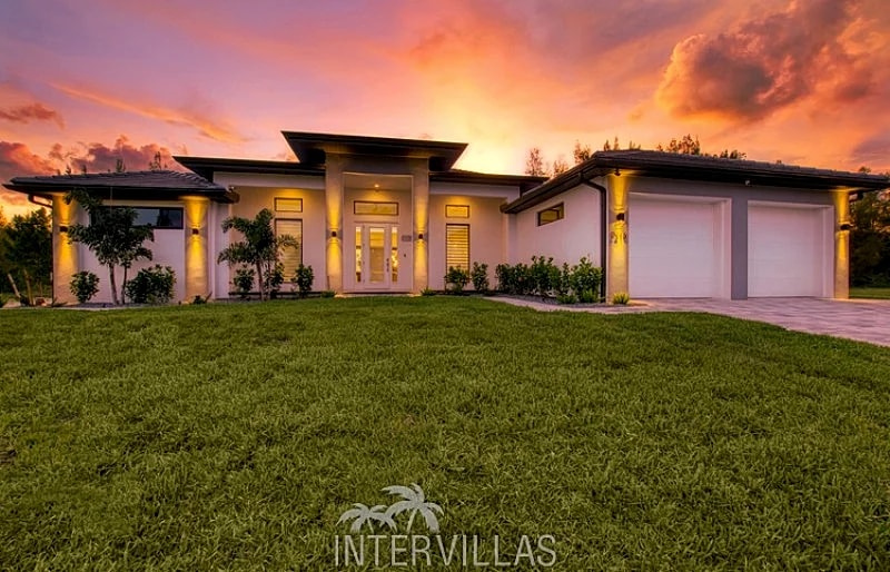 Cape Coral Vacation Homes | Villa Royal’s Paradise