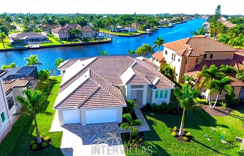 Cape Coral Vacation Villa | Villa Leonardo